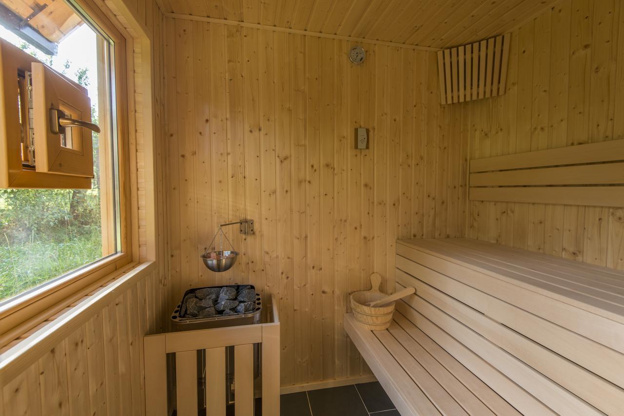 Magnolia Resort Chalets Vişeu de Sus Buitenkant foto