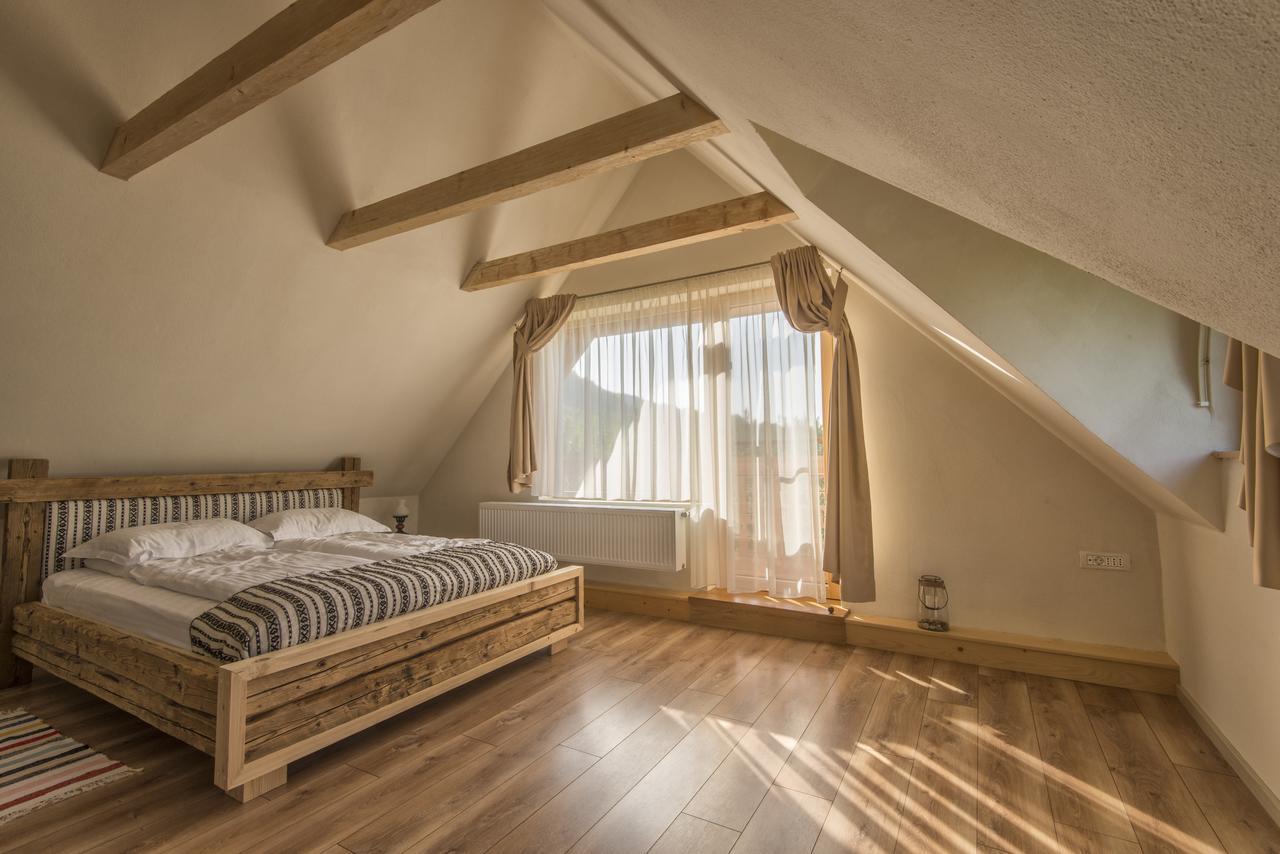 Magnolia Resort Chalets Vişeu de Sus Buitenkant foto